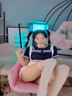 笨厨二美-久久久久久久久久久成人-成人AV