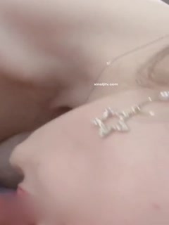 边吃奶边添下面好爽-黄色片免费在线-成人AV