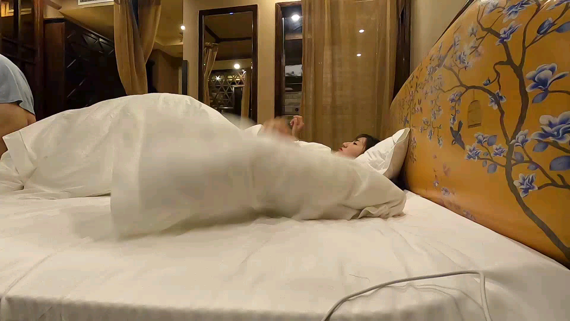 欧美日本乱大交xxxxx-婷婷久久久久-成人AV