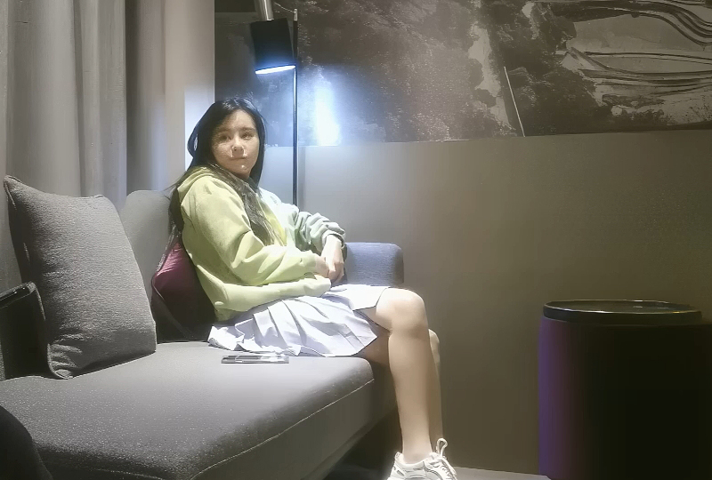 白洁与火车陌生男子的故事-婷婷精品久久-成人AV