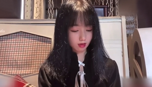 在线一区二区黑丝-精品综合久久久-成人AV