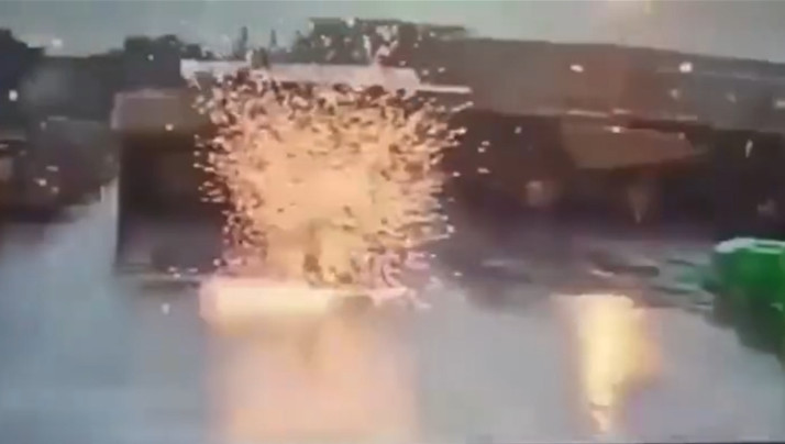 亚洲第一图区-精品国产大片久久久久久久久-成人AV