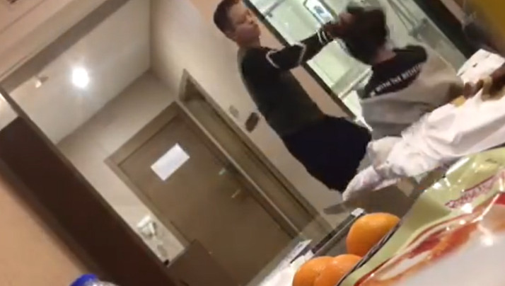 新婚夜罚跪亮臀打光屁屁-丰满少妇被猛烈进入在线播放91-成人AV