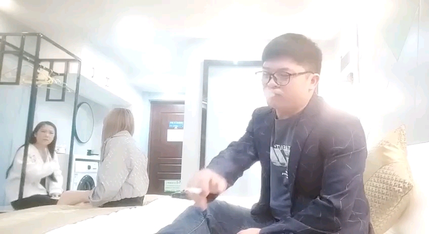 爱情理论完整视频-少妇精品久久久一区二区三区-成人AV